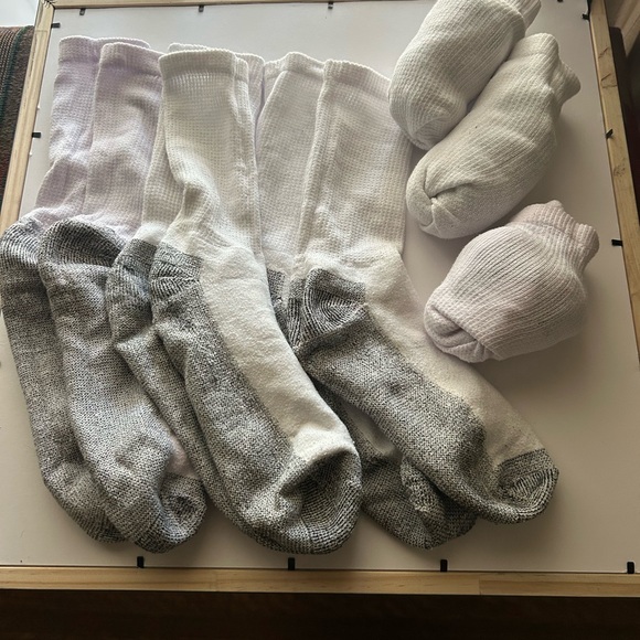 White Men's Socks - Picture 3 of 3
